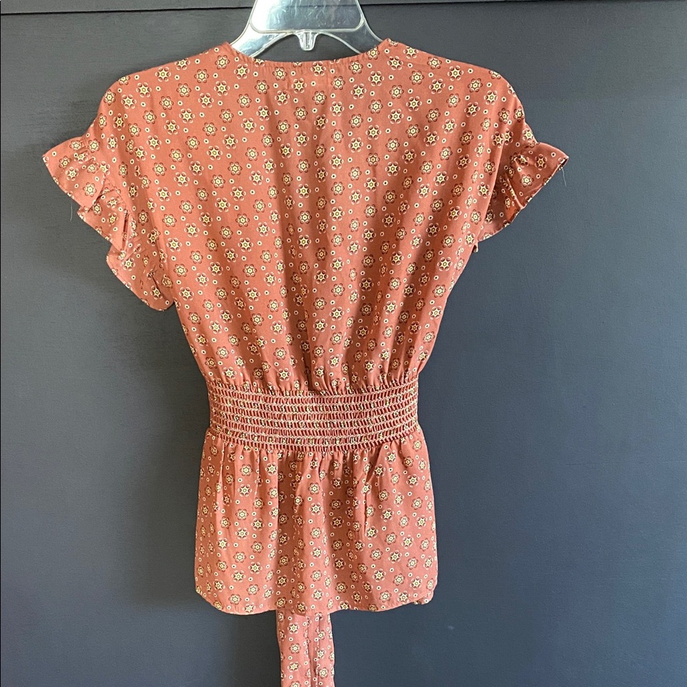 Max Studio Rust Floral Ruffle Blouse - Picture 3 of 3